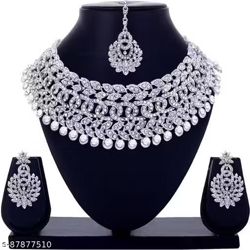 Rhodium Plated Jewellery Set With White Austrian Diamond
